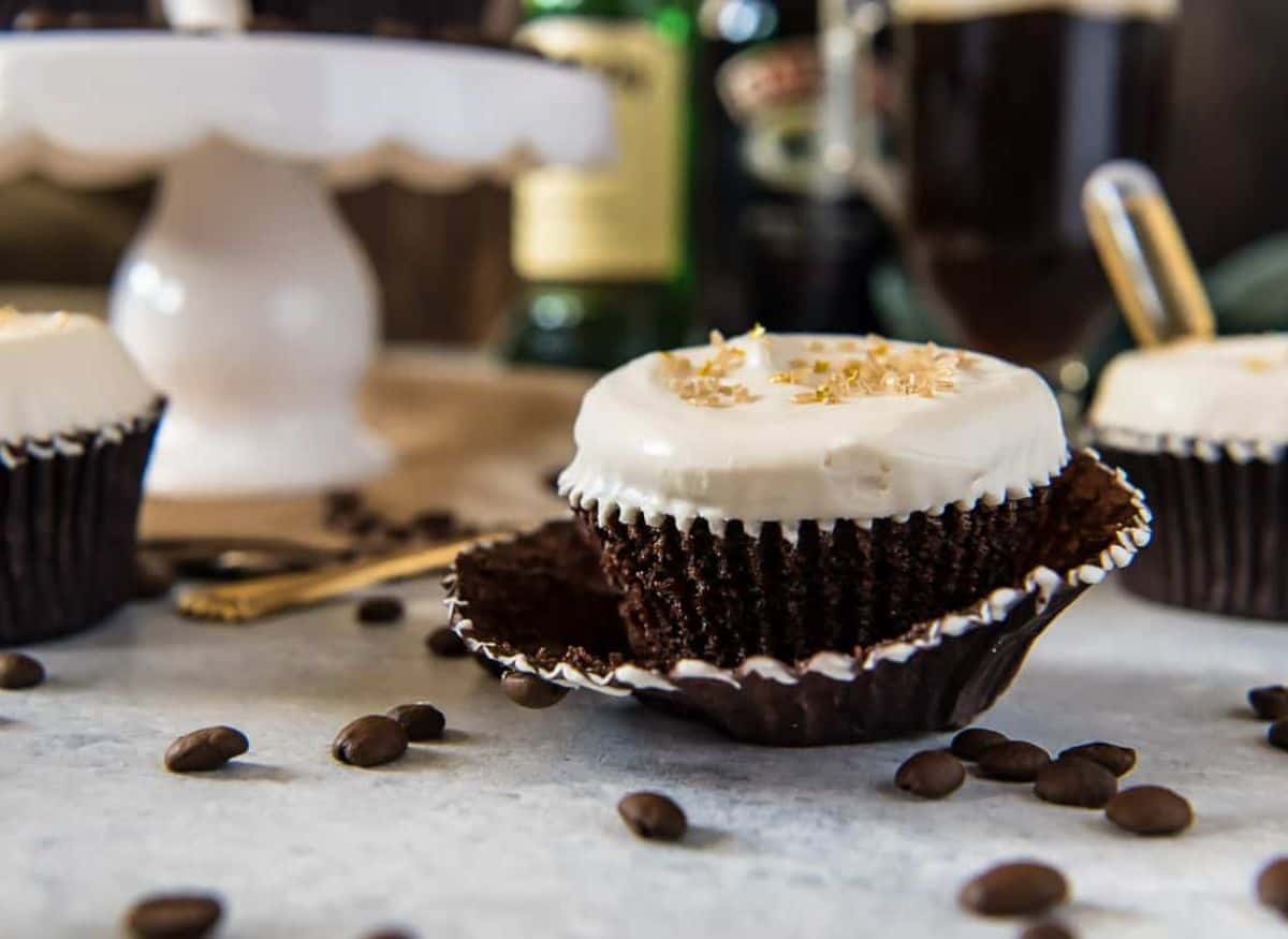 Irish coffee cupcakes topped with icing.