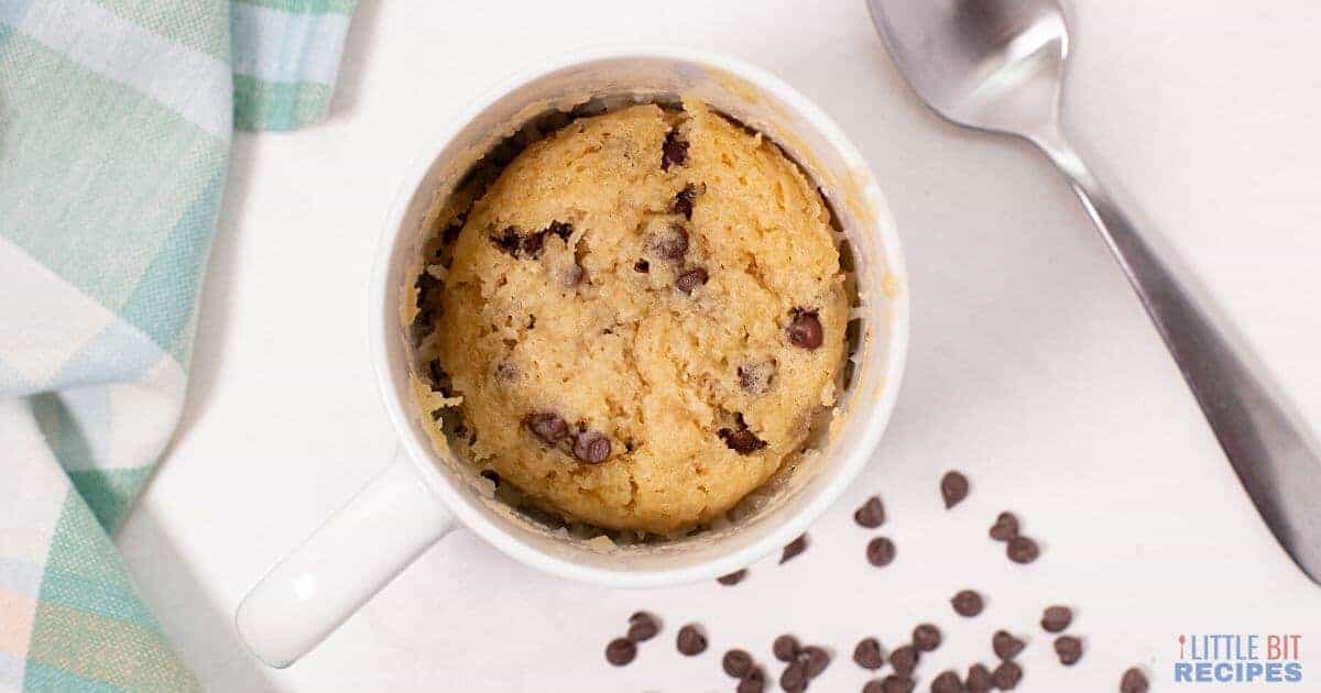 Chocolate chip cake in a mug.