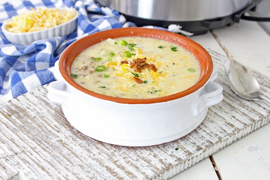 Instant pot cheesy cheeseburger soup.